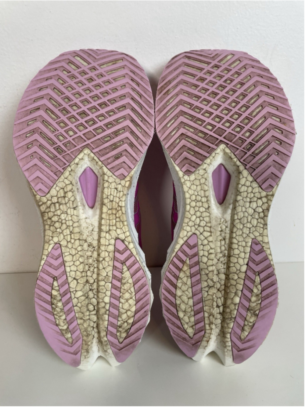 Saucony Endorphin Speed 4 Women's Size 10.5 Pink Purple Running Shoes - Picture 8 of 13
